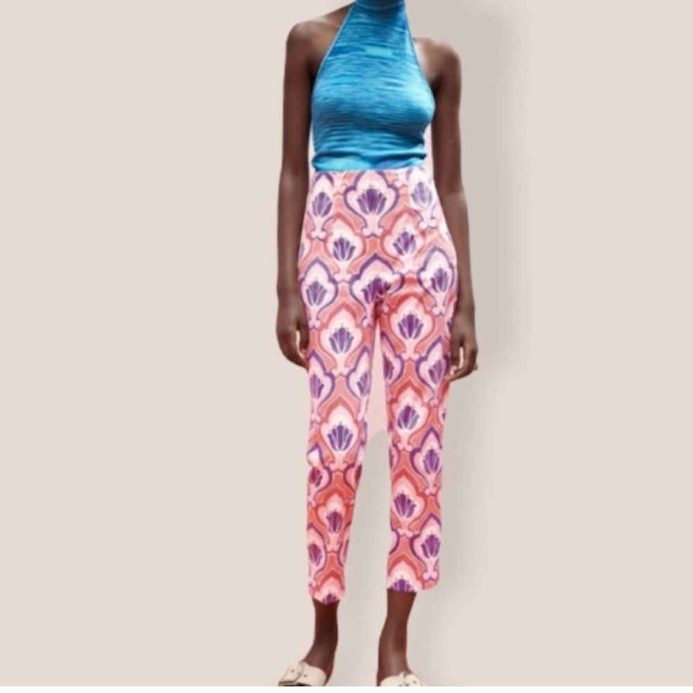 Zara Pink and Purple Patterned 70’s Retro Cropped Pants Size 2